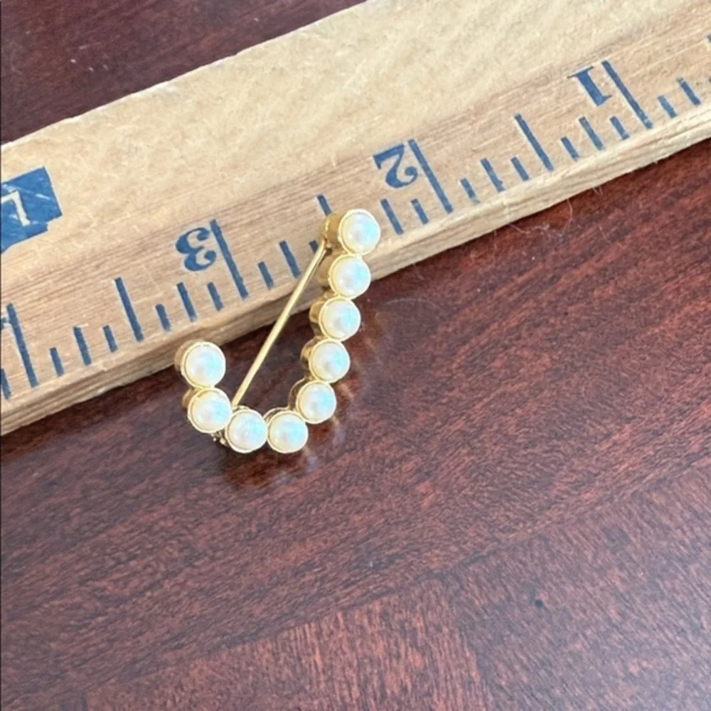Vintage letter J Faux Pearl Brooch